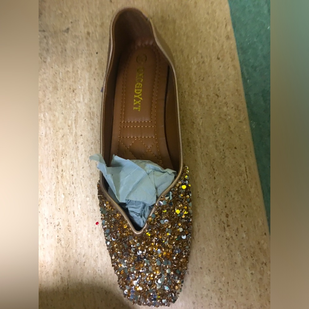 NIB sequinned flats - Picture 2 of 2